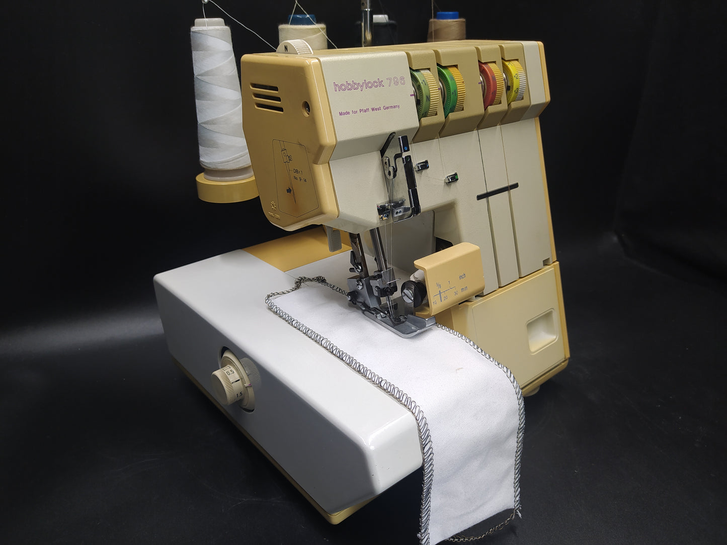 PFAFF HOBBYLOCK