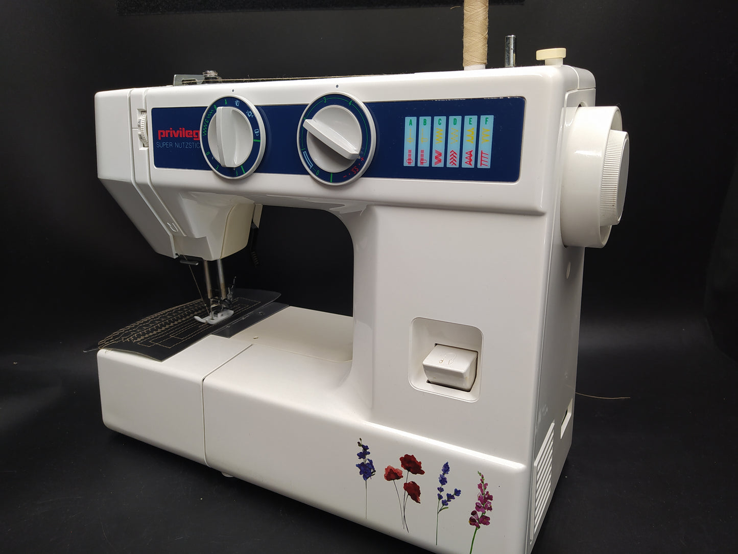 PRIVILEG BLUE FLOWERS