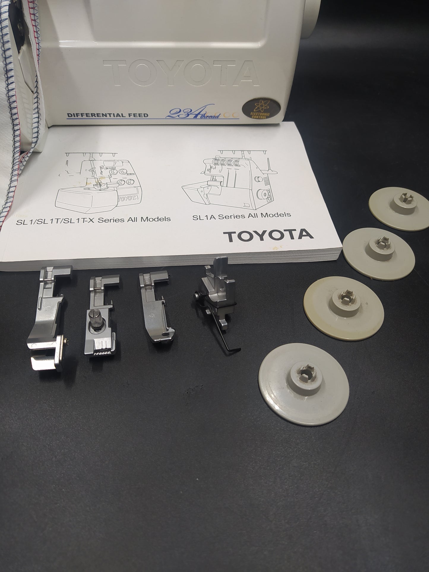 TOYOTA OVERLOCK 2,3,4 THREAD