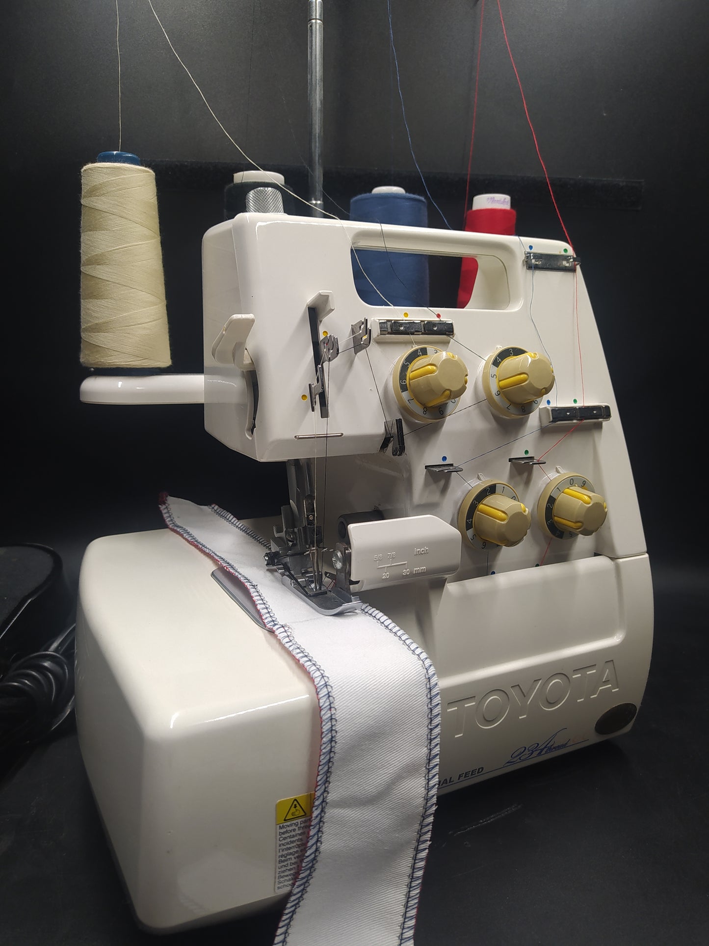 TOYOTA OVERLOCK 2,3,4 THREAD