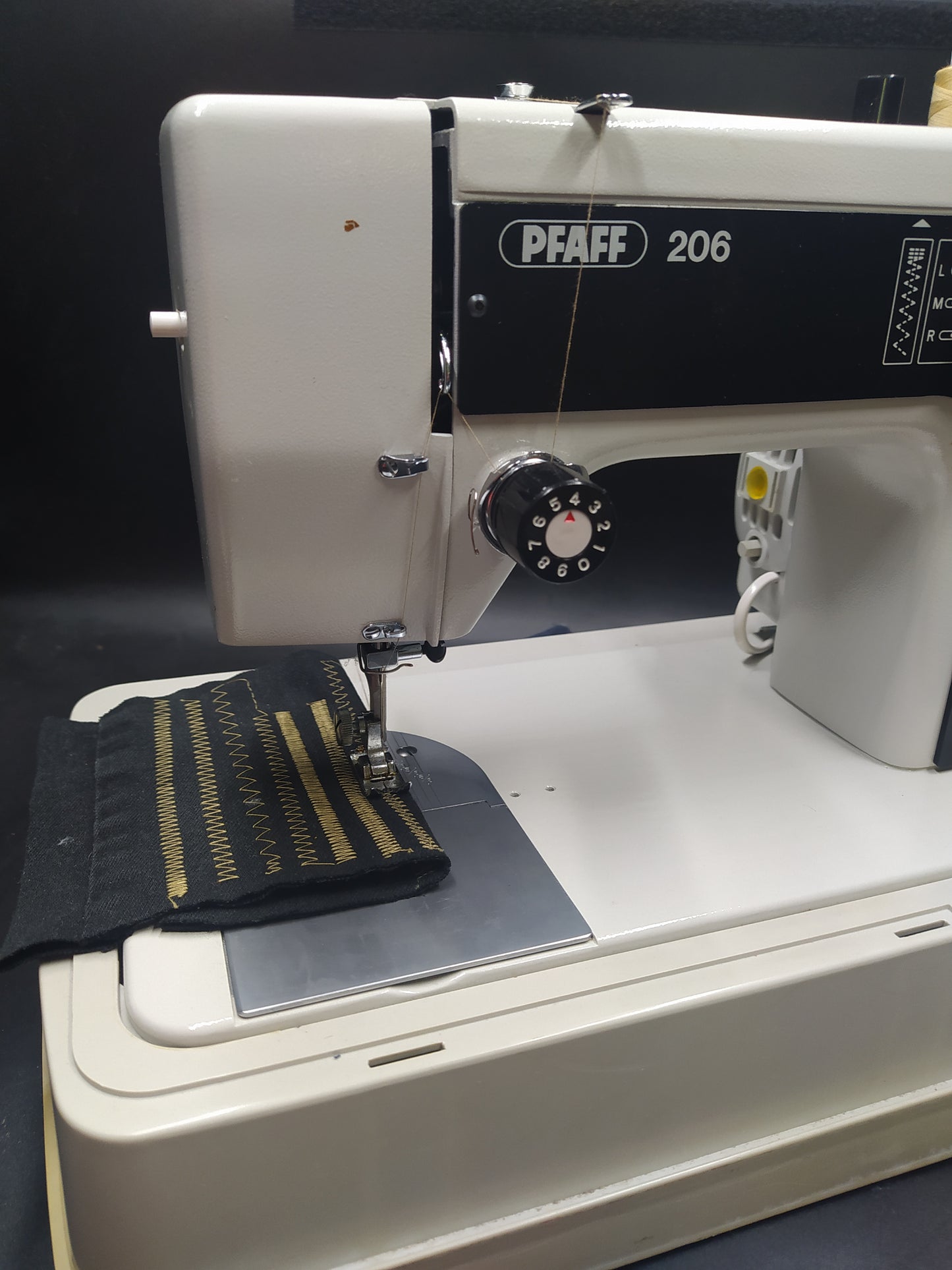 PFAFF 206
