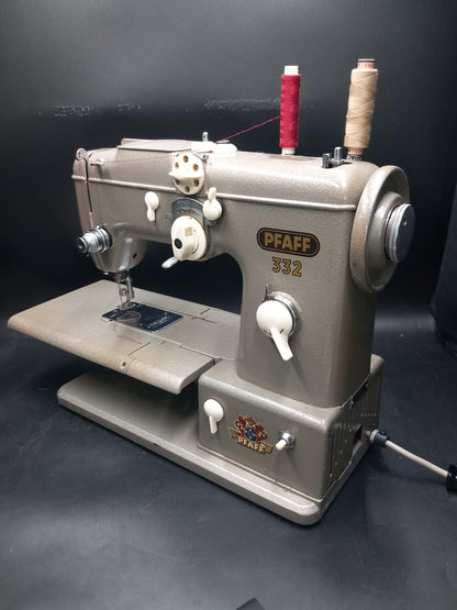 PFAFF 332