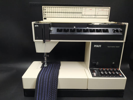 PFAFF TIPMATIC 1027