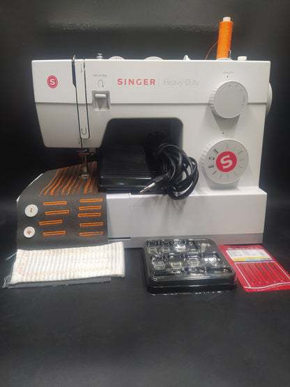 SINGER HEAVY DUTY 5511